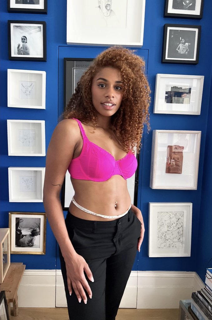Flirt Underwire Bra Hot Pink