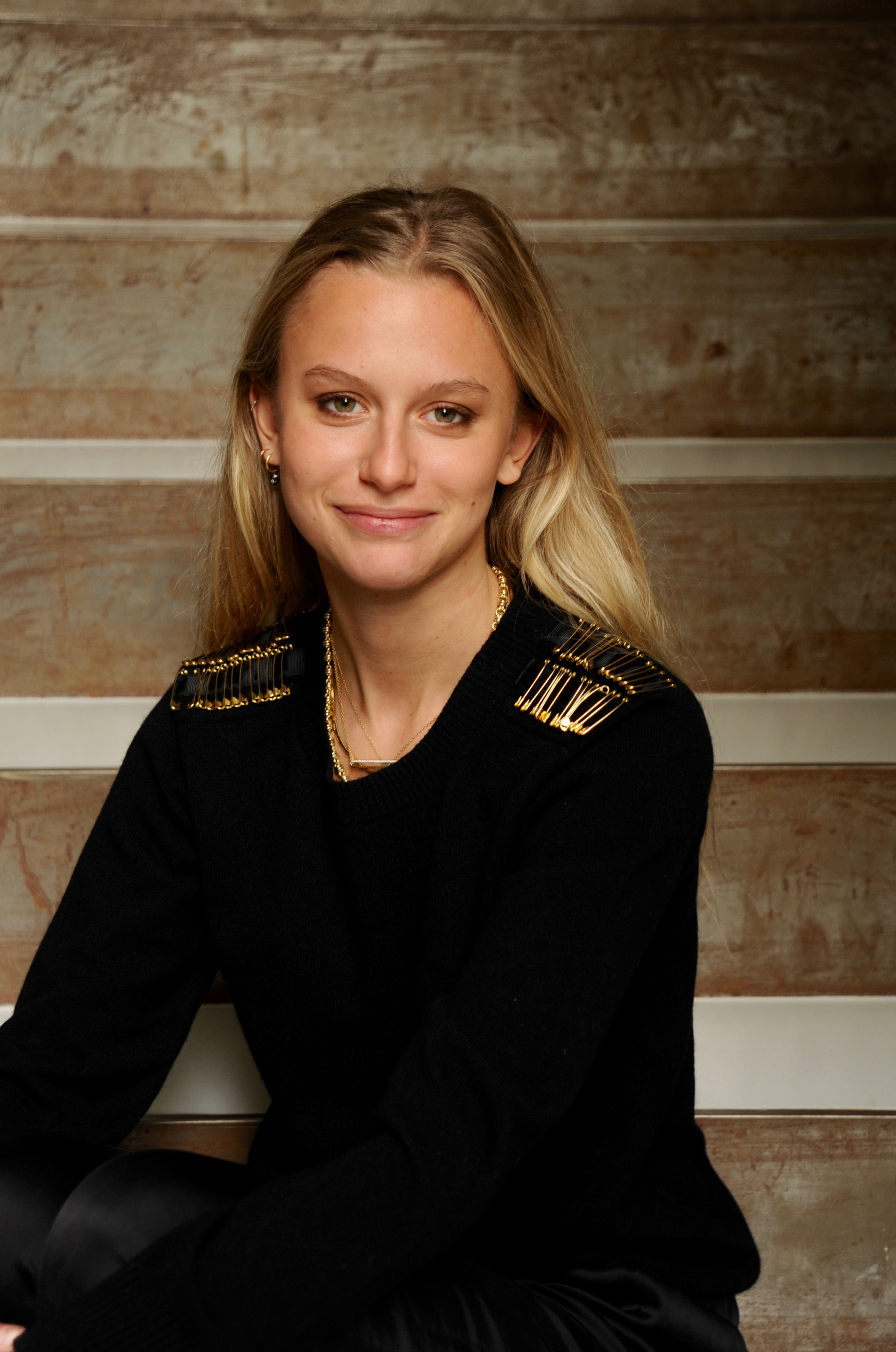 Pistol Pin Pitch Black